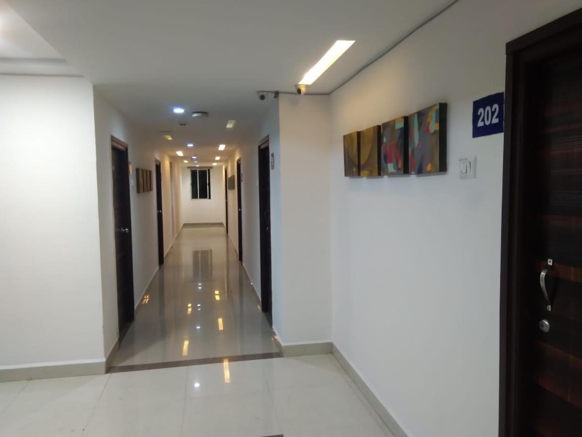 Hotel Mango Leaves Hyderabad Exterior photo